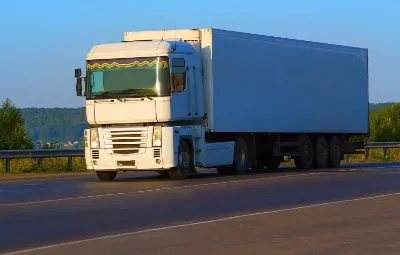 Adana ile Beyağaç Arası Öğrenci Eşyası Taşıma